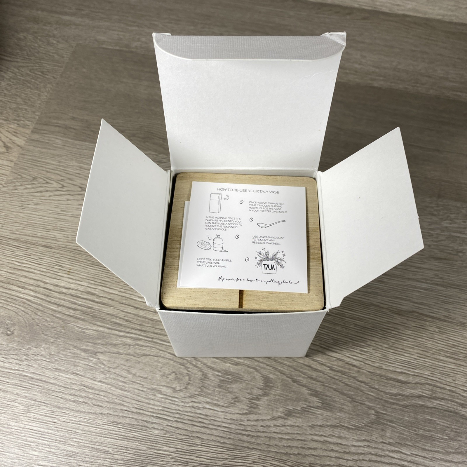 Taja Collection – Candle And Match Set Classic Florals Fragrance – New Miami FL