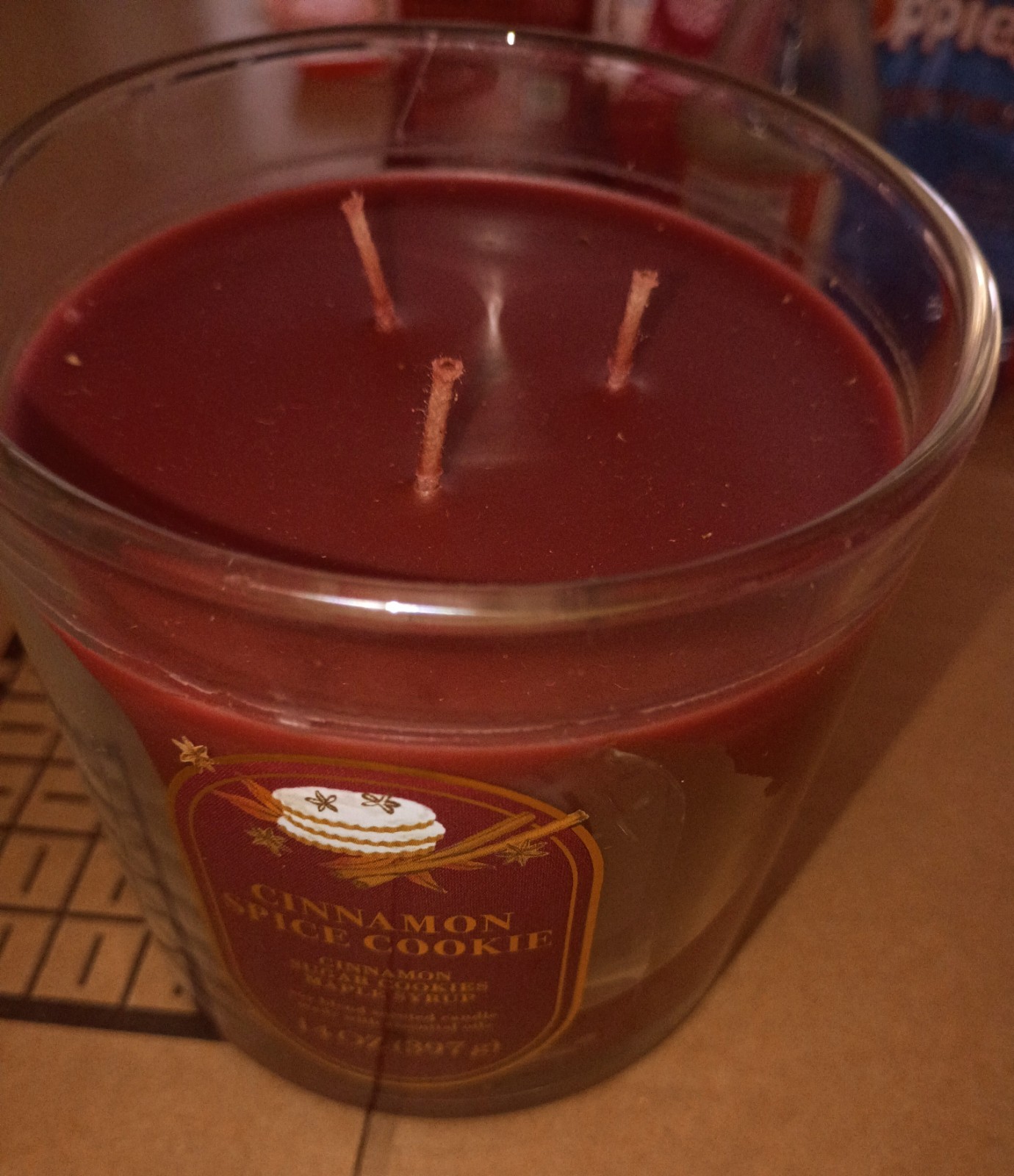 Cinnamon Spice Cookie 14 oz 3-Wick Scented Red Glass Jar Candle Holiday