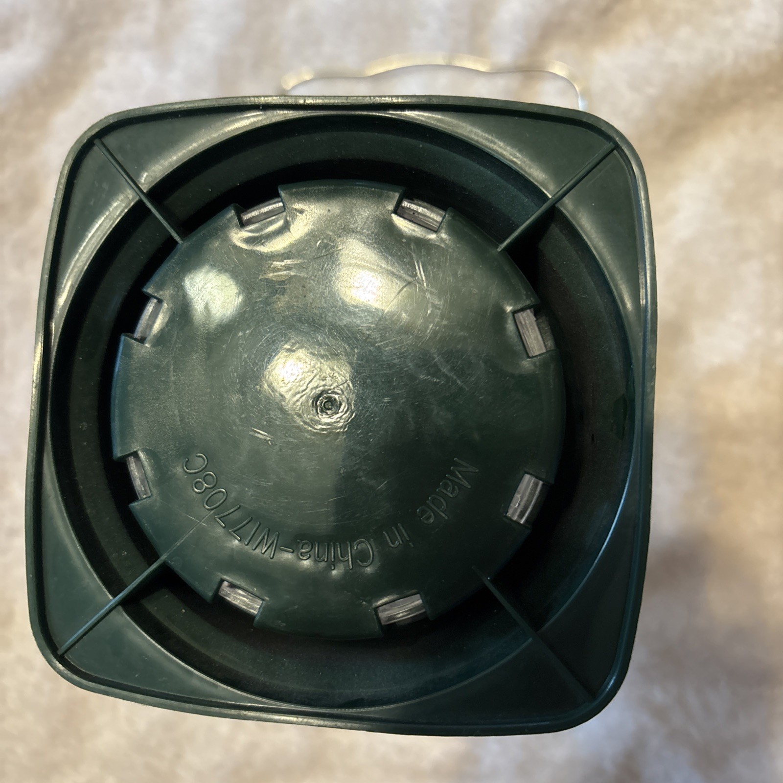 Pre-O Sm. Coleman Br.CitronellaCandle Up To 50 Hrs. No Cand Incl. Plastic/handle