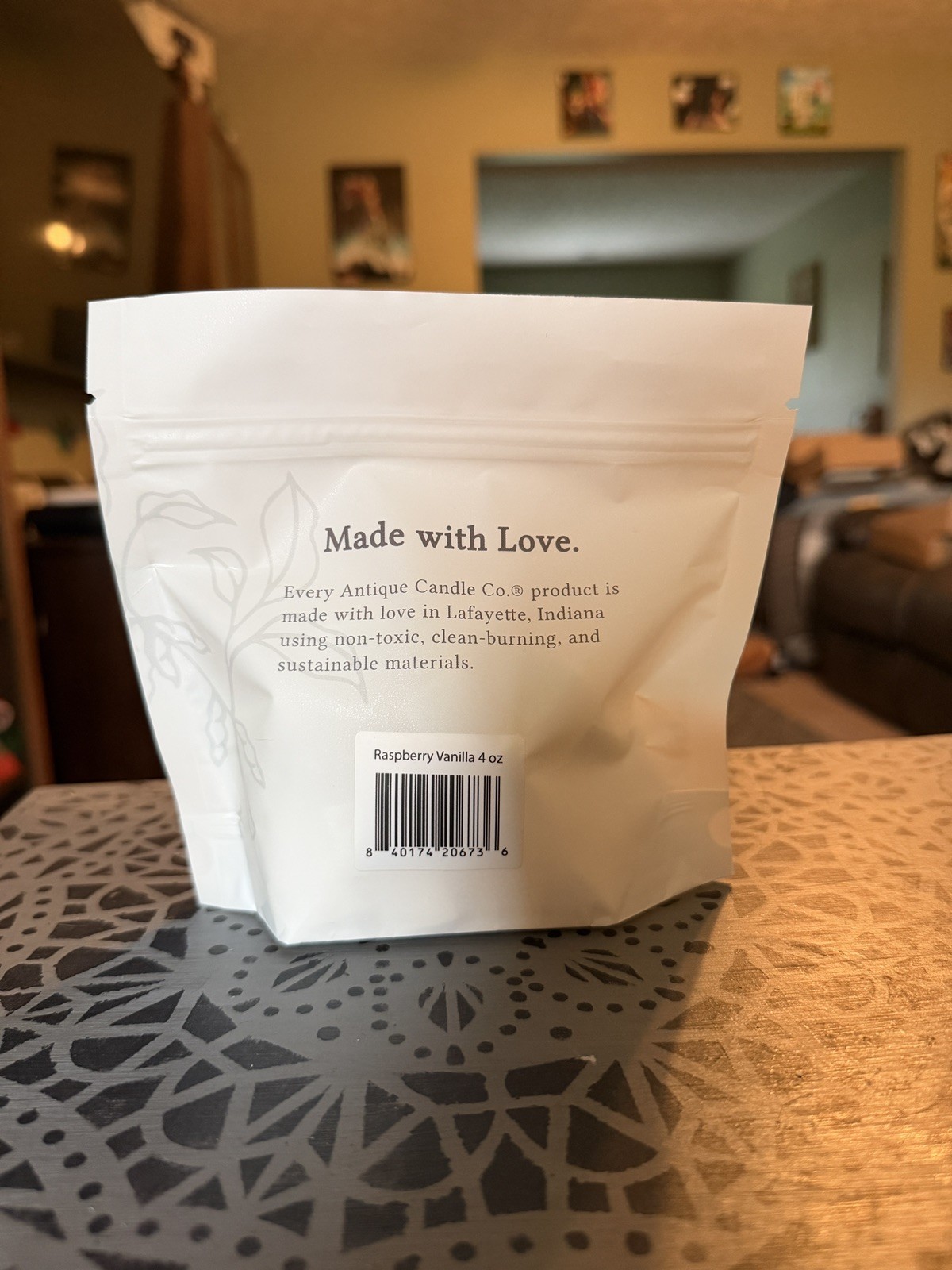Antique Candle Co. Raspberry Vanilla 4 oz Farmhouse Soy Wax Melts