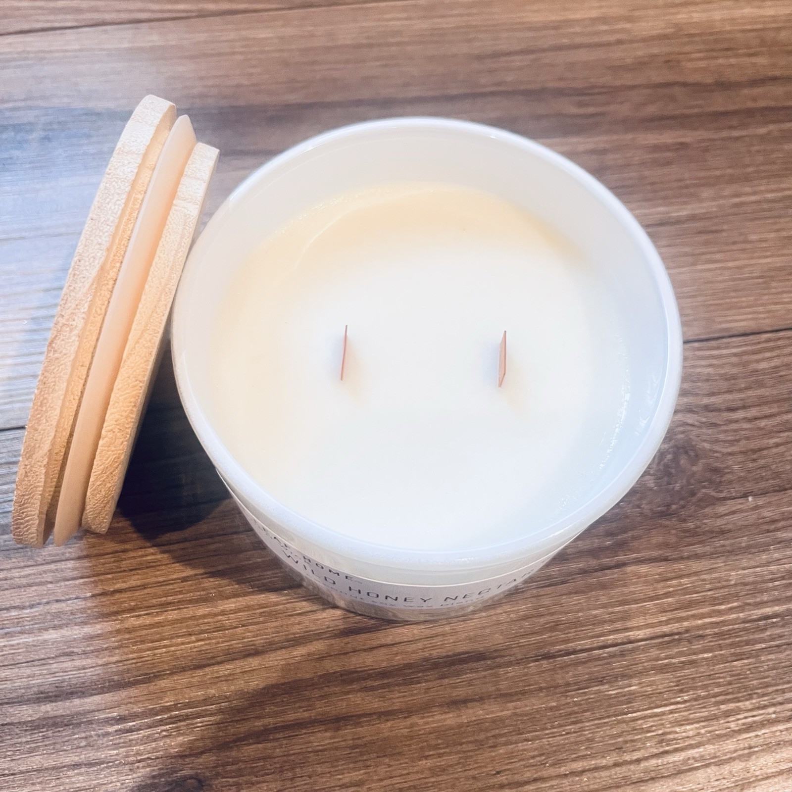 Red Leaf Home Wild Honey Nectar Coconut Soy Blend 15oz Double Wooden Wick Candle