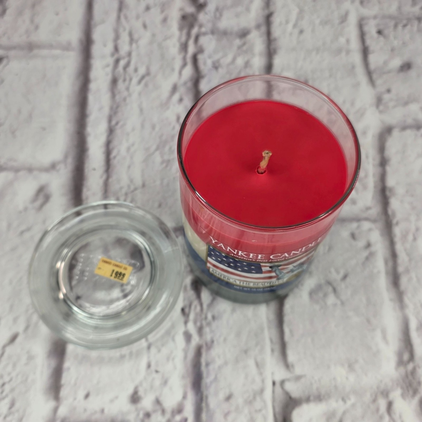 Yankee Candle America The Beautiful 10oz Jar Red White & Blue Burn Time 55-65 Ho