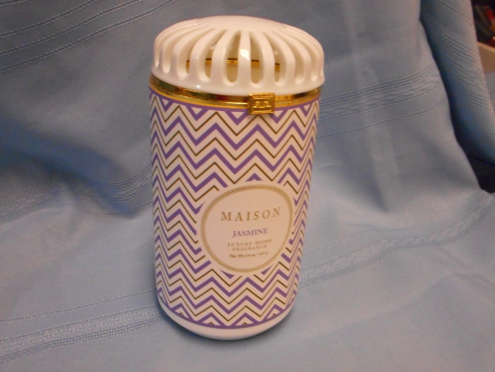 MAISON LUXURY HOME FRAGRANCE CANDLE JASMINE 14 OZ CERAMIC 6.5″ TALL
