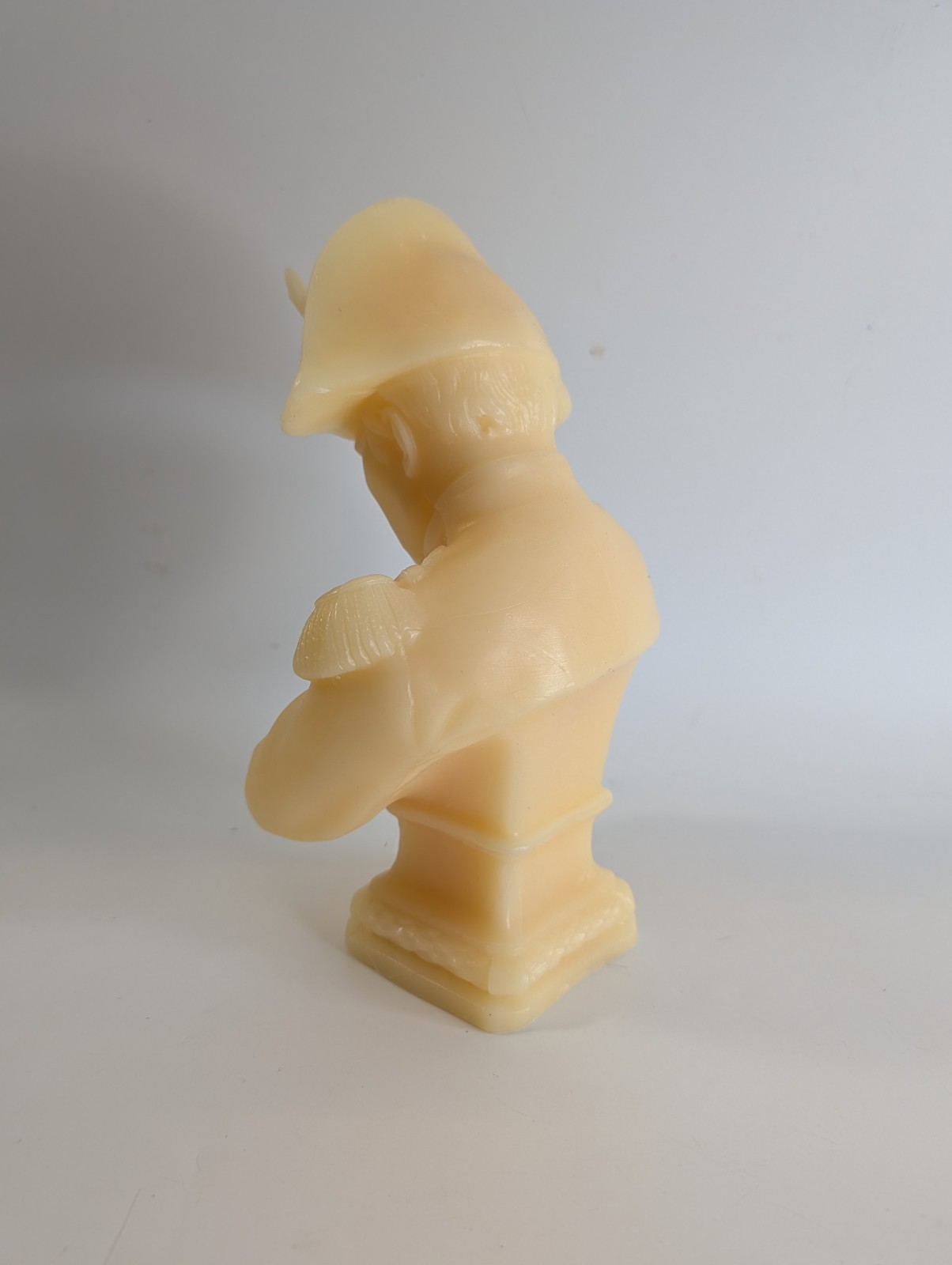 Cire Trudon Napoleon Bust Wax Candle 10″ x 6″ in Stone Ivory France