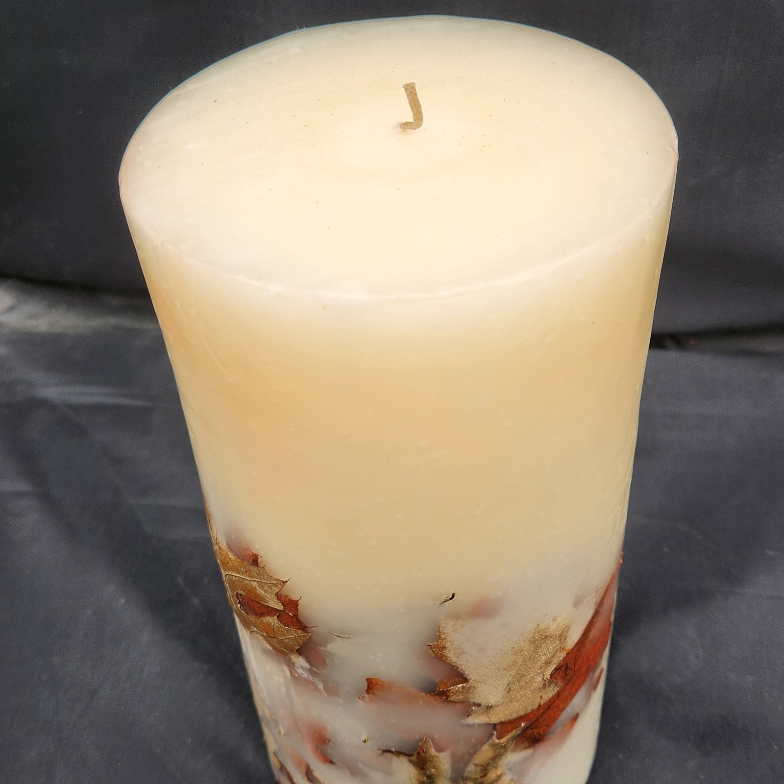 Pottery Barn Harvest Fall Leaf Botanical Candle 90-Hour Burn Time 4×8″ Unlit