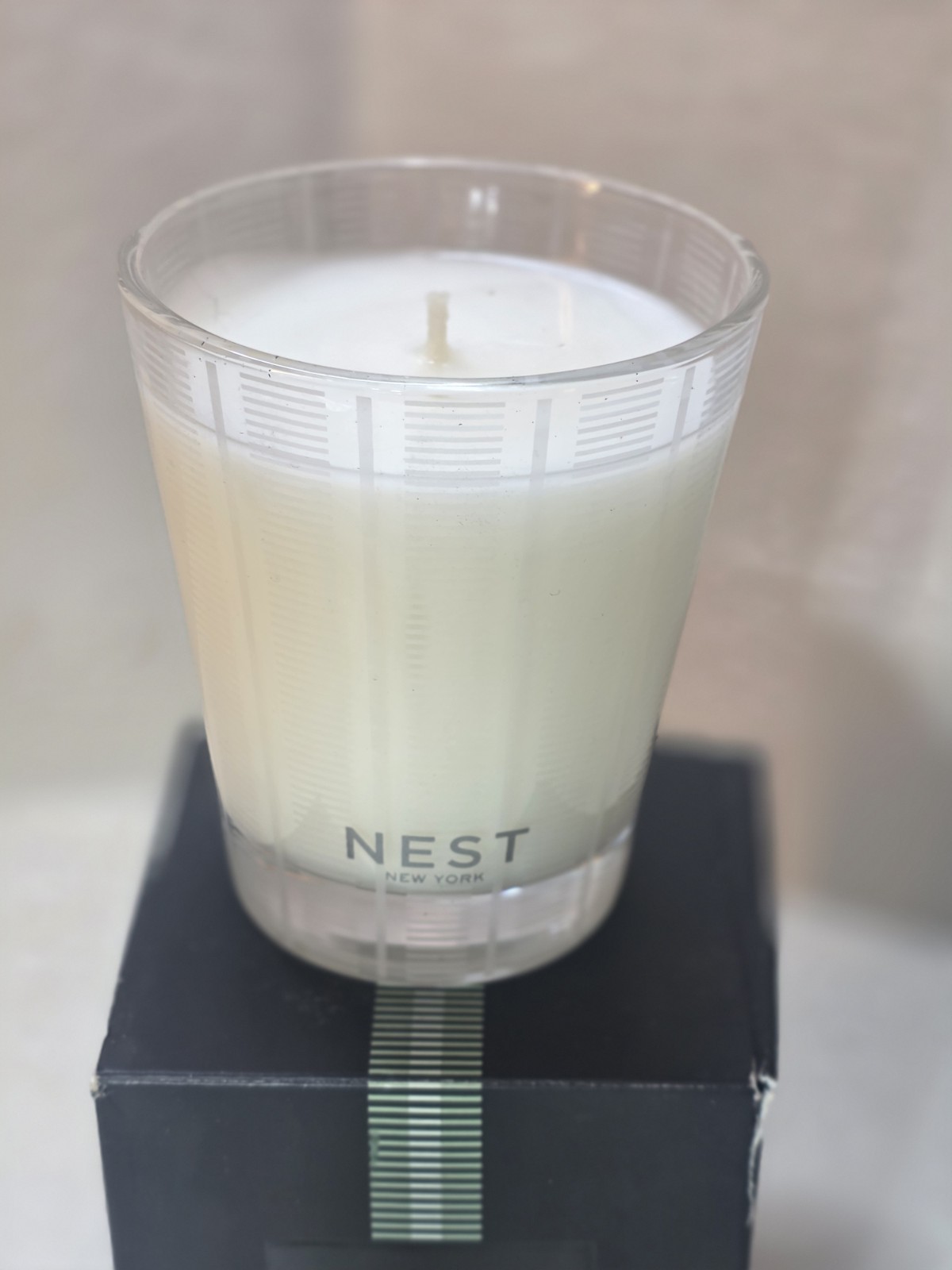 NEST New York Scented Classic Candle, Indian Jasmine – 8.1 oz – Up to 60-Hour