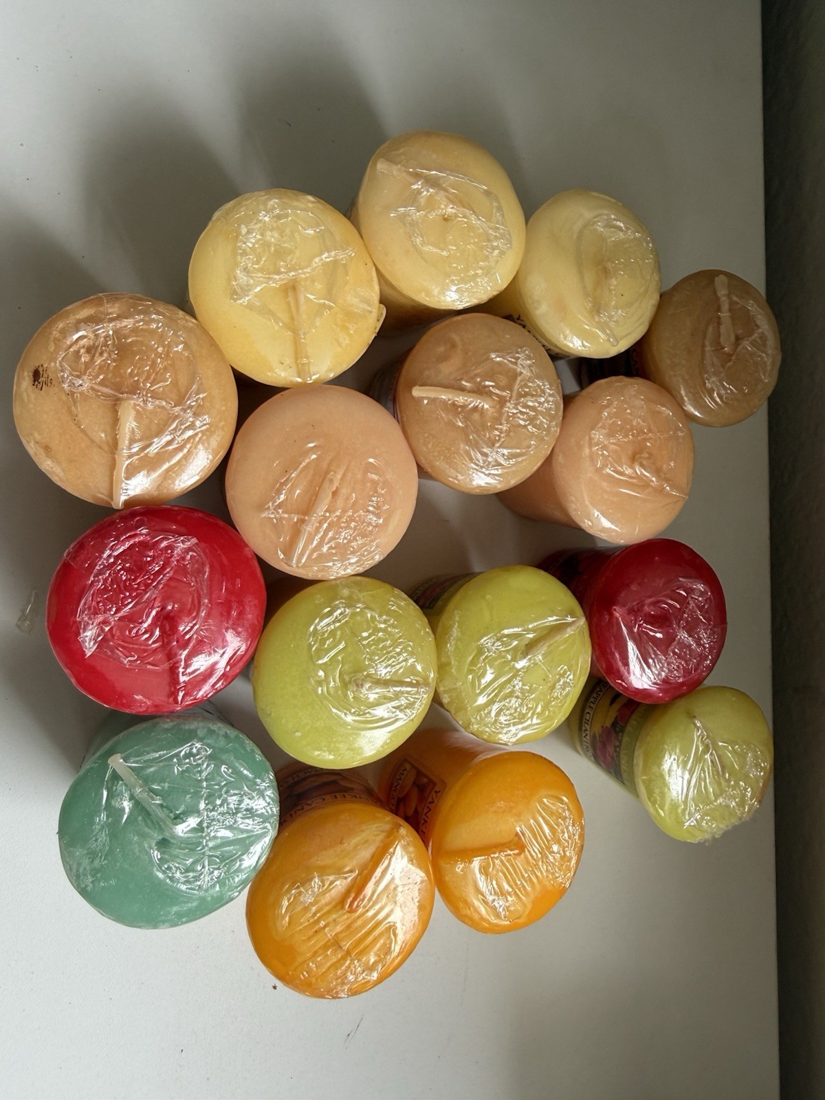 Lot of 16 Assorted Yankee Candle Votives 1.75oz Discontinued Retired Vintage
