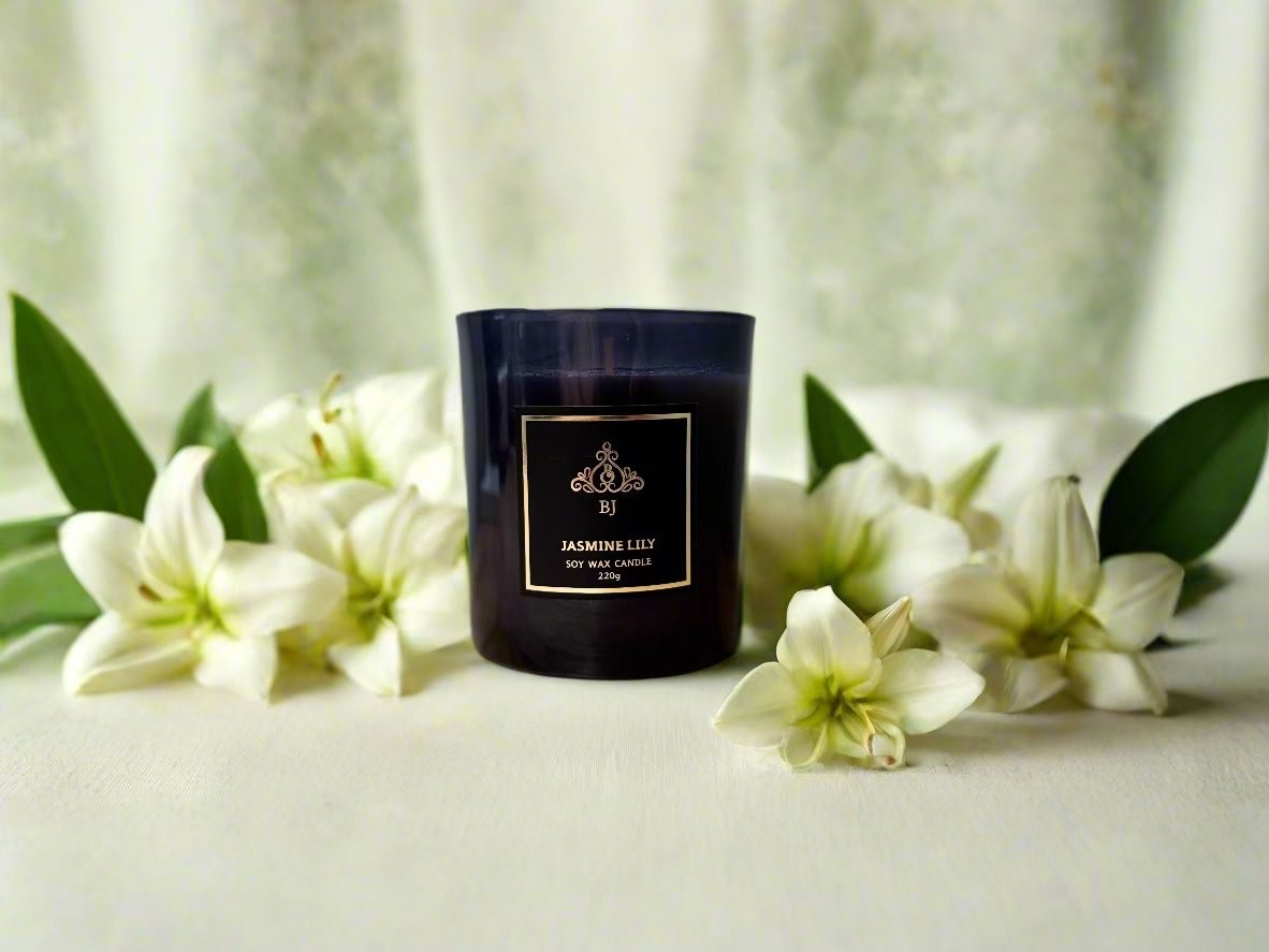 Jasmine & Lily Bloom 100% Soy Candle- Free Shipping