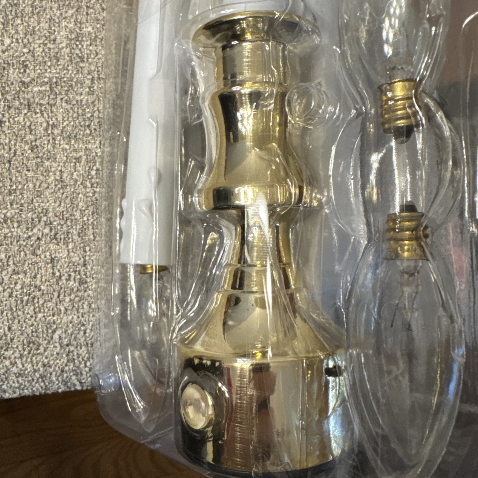 BETHLEHEM LIGHTS SET OF 4 PREMIUM CORDLESS WINDOW CANDLES POLSHED BRASS Tone 14”