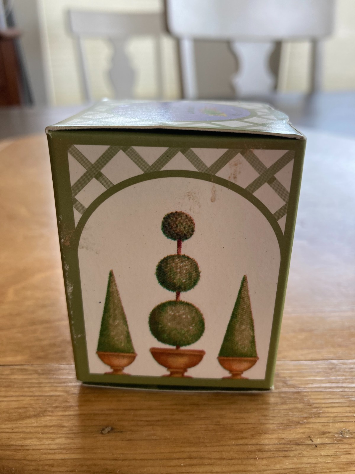 TRAPP Prívate Gardens No. 24 Lavender 2 Oz Votive Candle – New