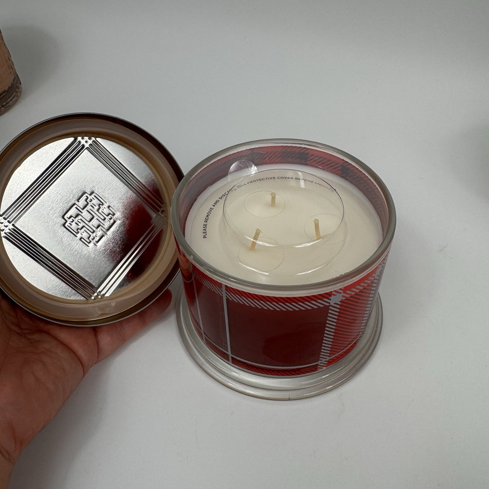 HomeWorx by Harry Slatkin Peppermint Wreath Scented Candle 3 Wick Christmas