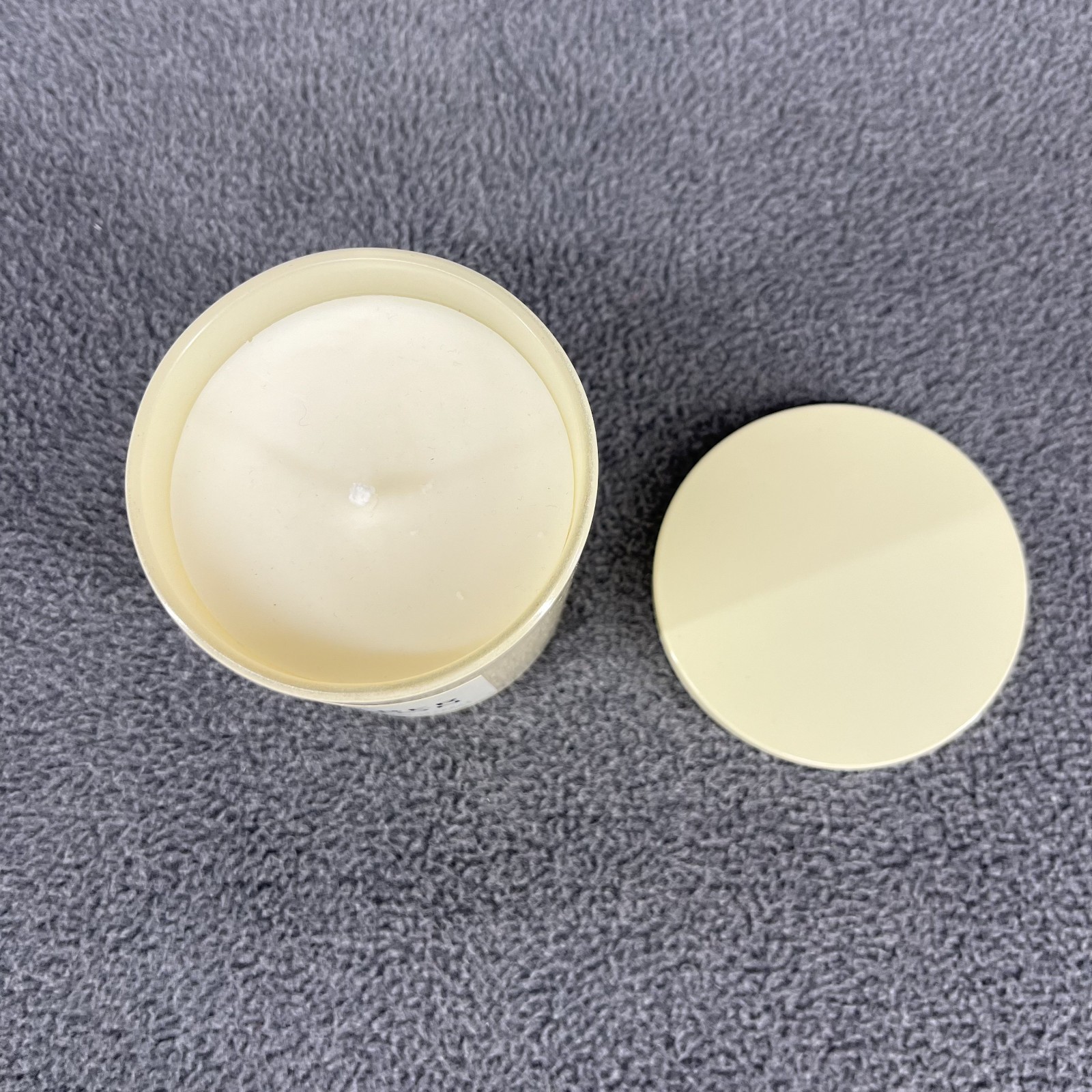 Leoben Co Amber & Saffron Vegan Soy Wax Blend Candle 9 oz beige glass