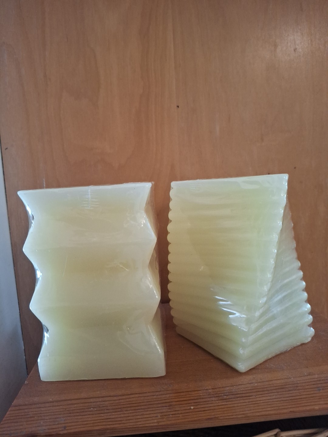 2 Flameless Candles New Yellow/Butter 6″x4″ Vanilla Scented Modern Abstract