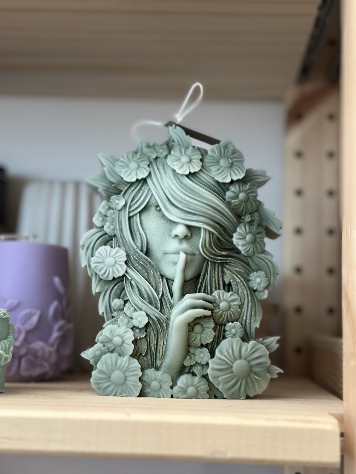 Woman With Flowers, Soy Wax, Aesthetic Candle, Handmade Gift, Birthday Gift