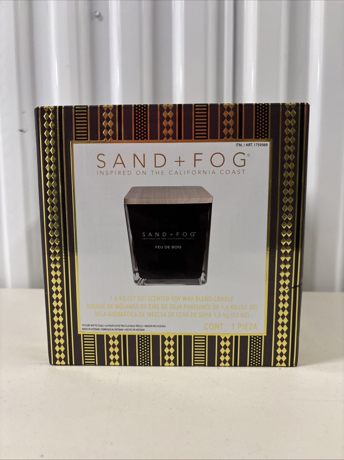 Sand + Fog 57 Oz Feu De Bois Scented Soy Wax Blend Candle 1759369 Brand New