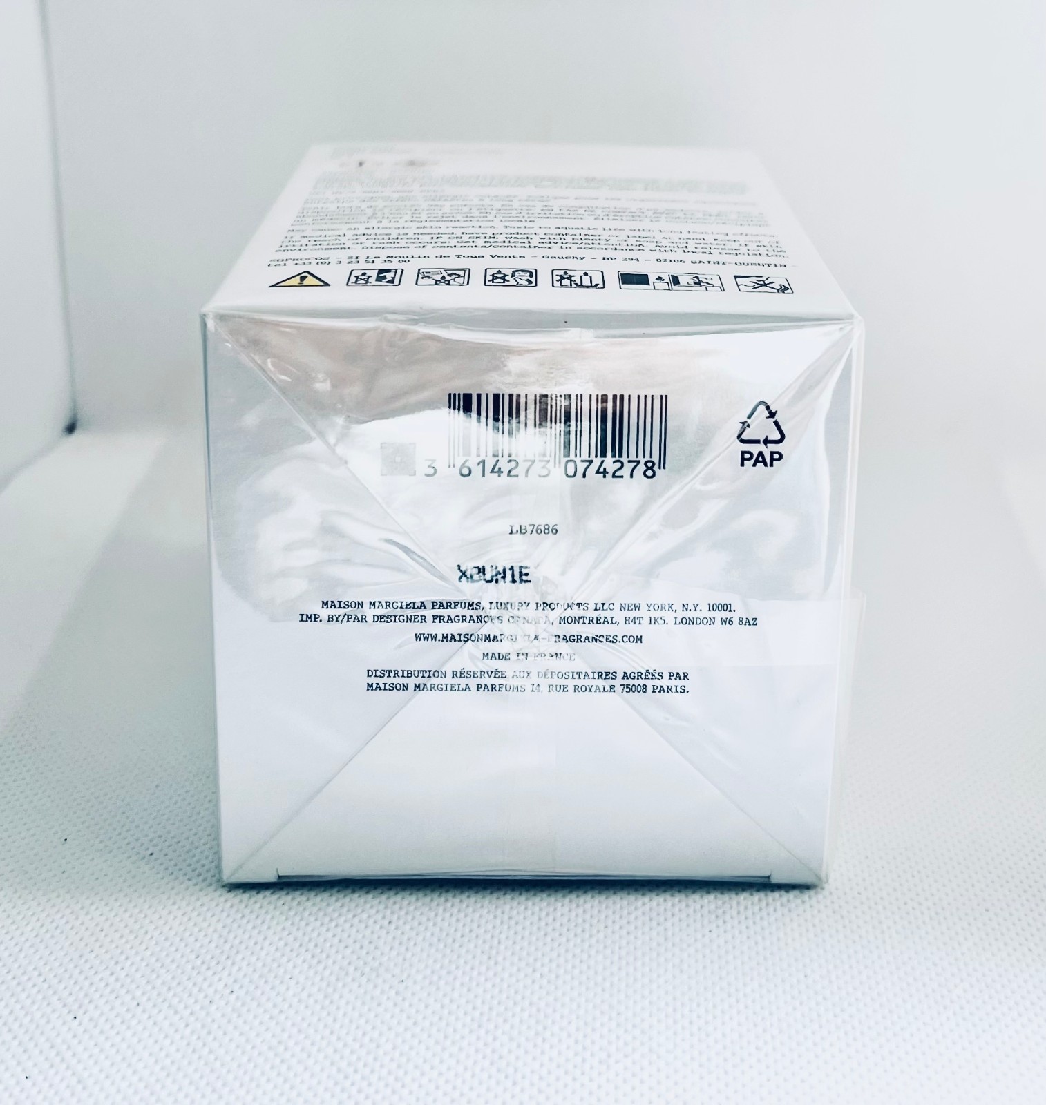 Maison Margiela – REPLICA Bubble Bath Scented Candle – 5.82 oz. – BNIB Sealed