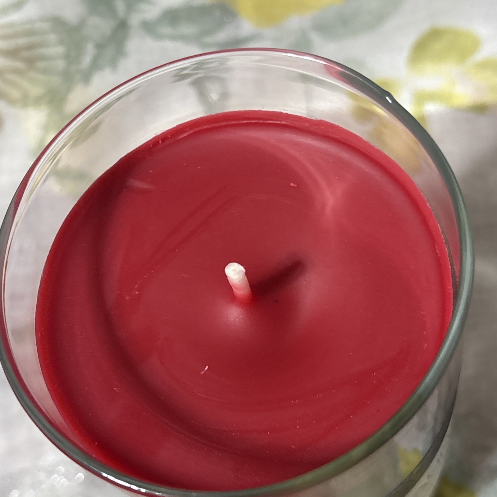 Yankee Candle RED APPLE WREATH 14.25 oz Medium Single Wick Jar Candle New