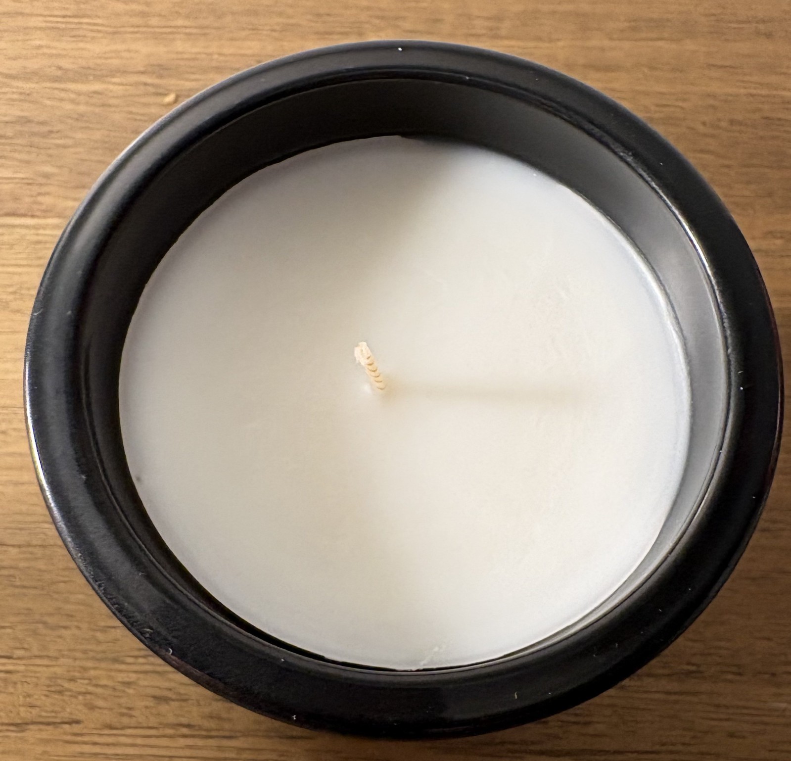 Rosy Rings Spicy Apple Tumbler Candle 7.5 oz/ 50 hour burn time NEW in Box
