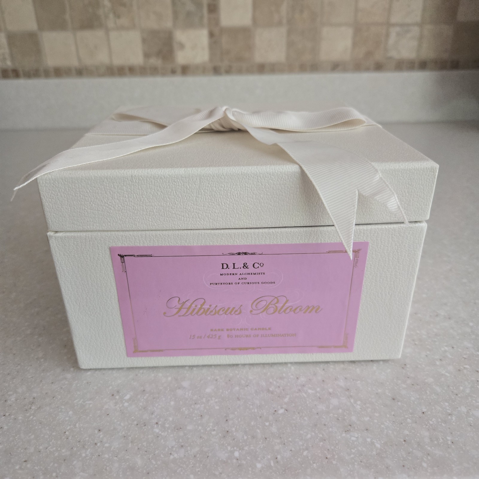D.L. & Co. Rare Botanical 3 Wick Candle In Box-Hibiscus Bloom-15 OZ-Discontinued