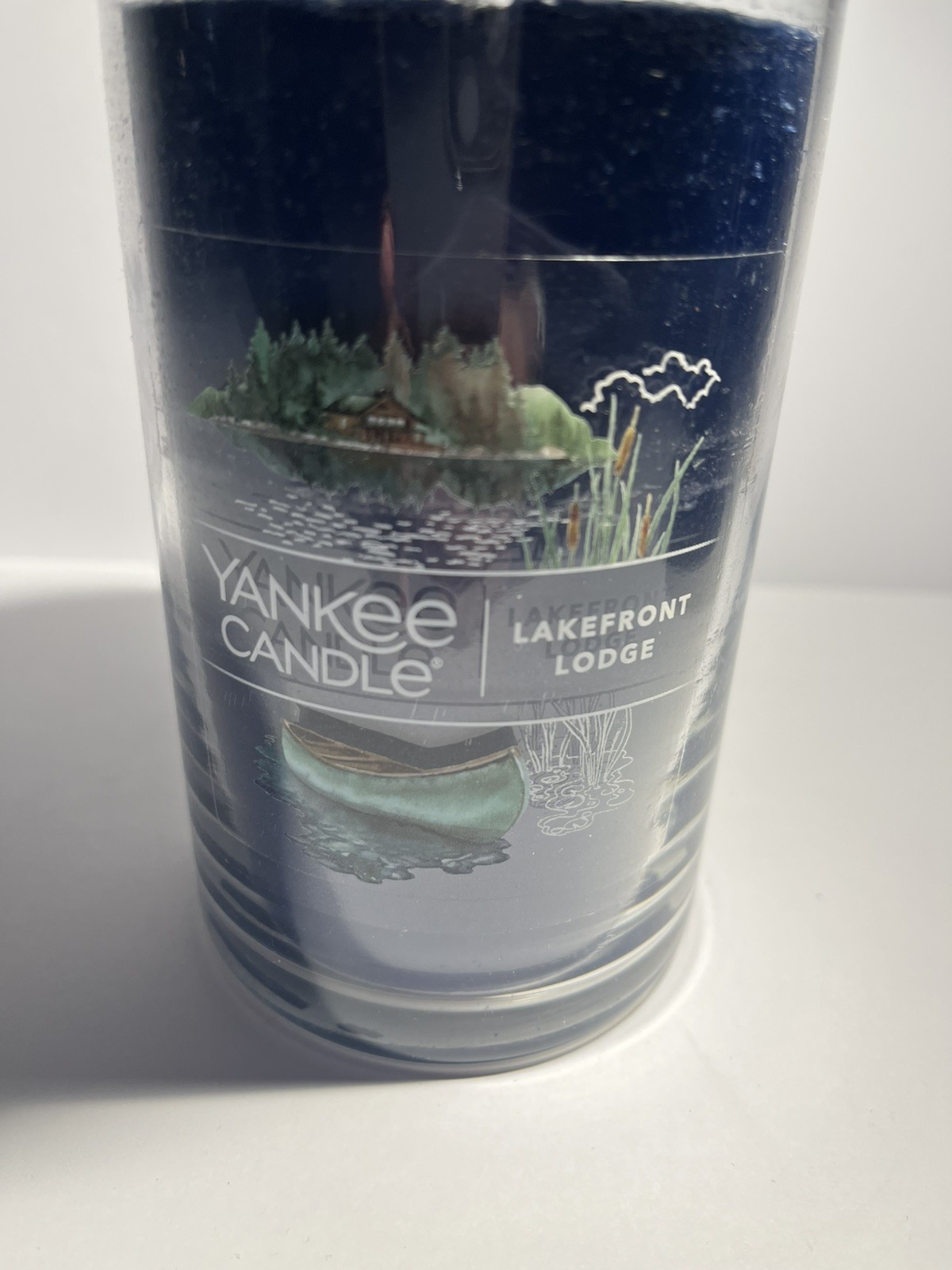 Yankee Candle Lakefront Lodge 14.25 Oz Jar Pillar Candle NEW