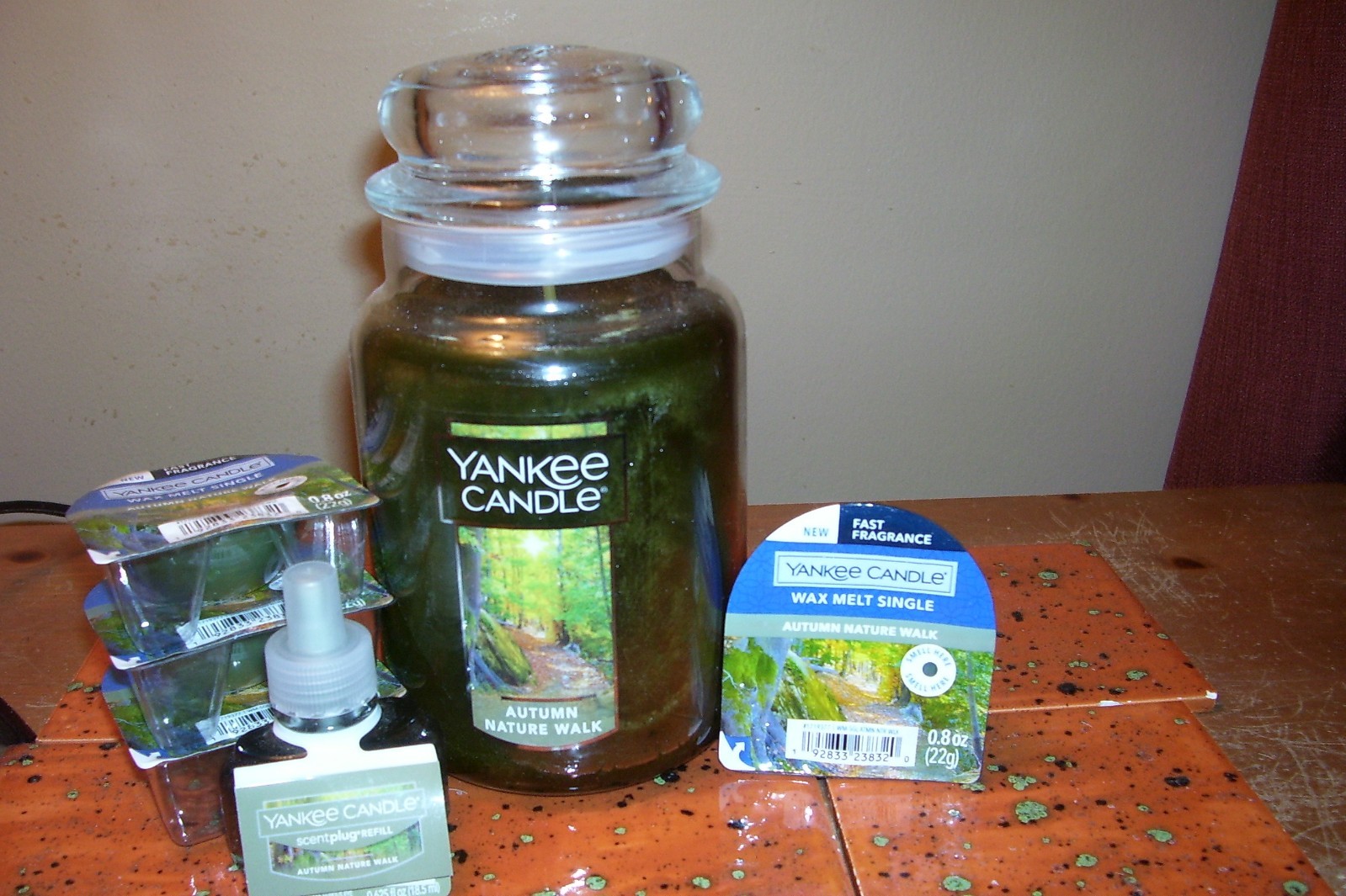 yankee candle 22oz JAR AUTUMN NATURE WALK + SINGLE REFILL + 4 WAX MELTS
