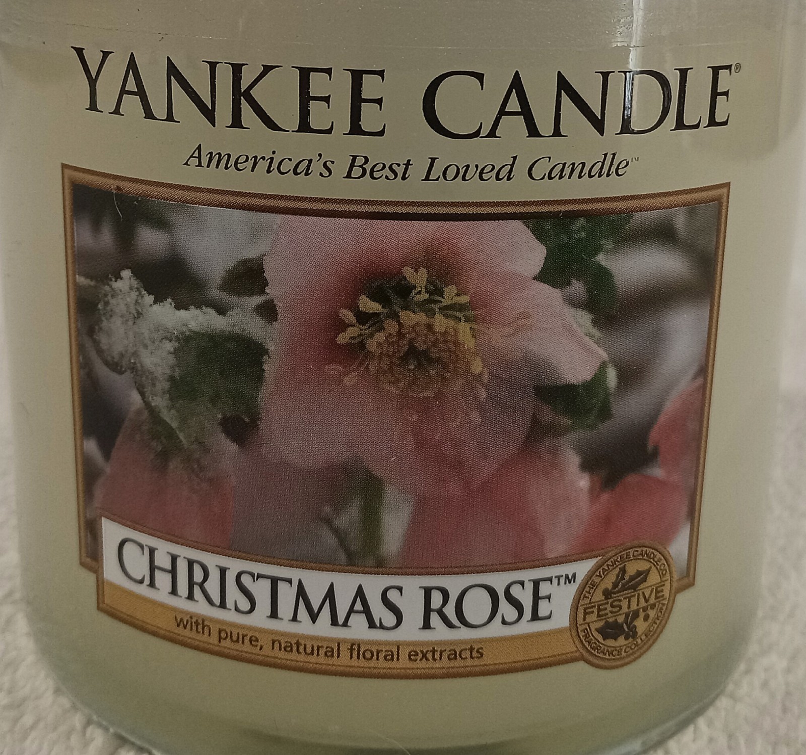 Yankee Candle CHRISTMAS ROSE 7oz Brand New RETIRED Holiday Scent HARD TO FIND