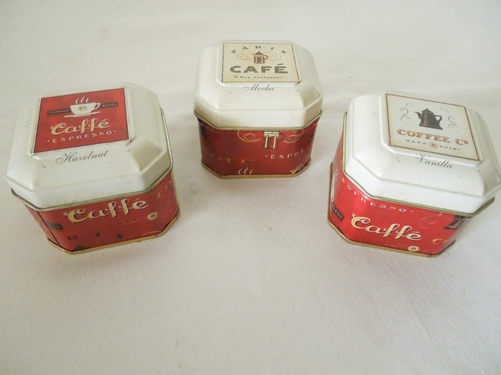 Set of 3 Scented Candles in Tin Boxes 2 1/2″ Square Coffee Design NEW!