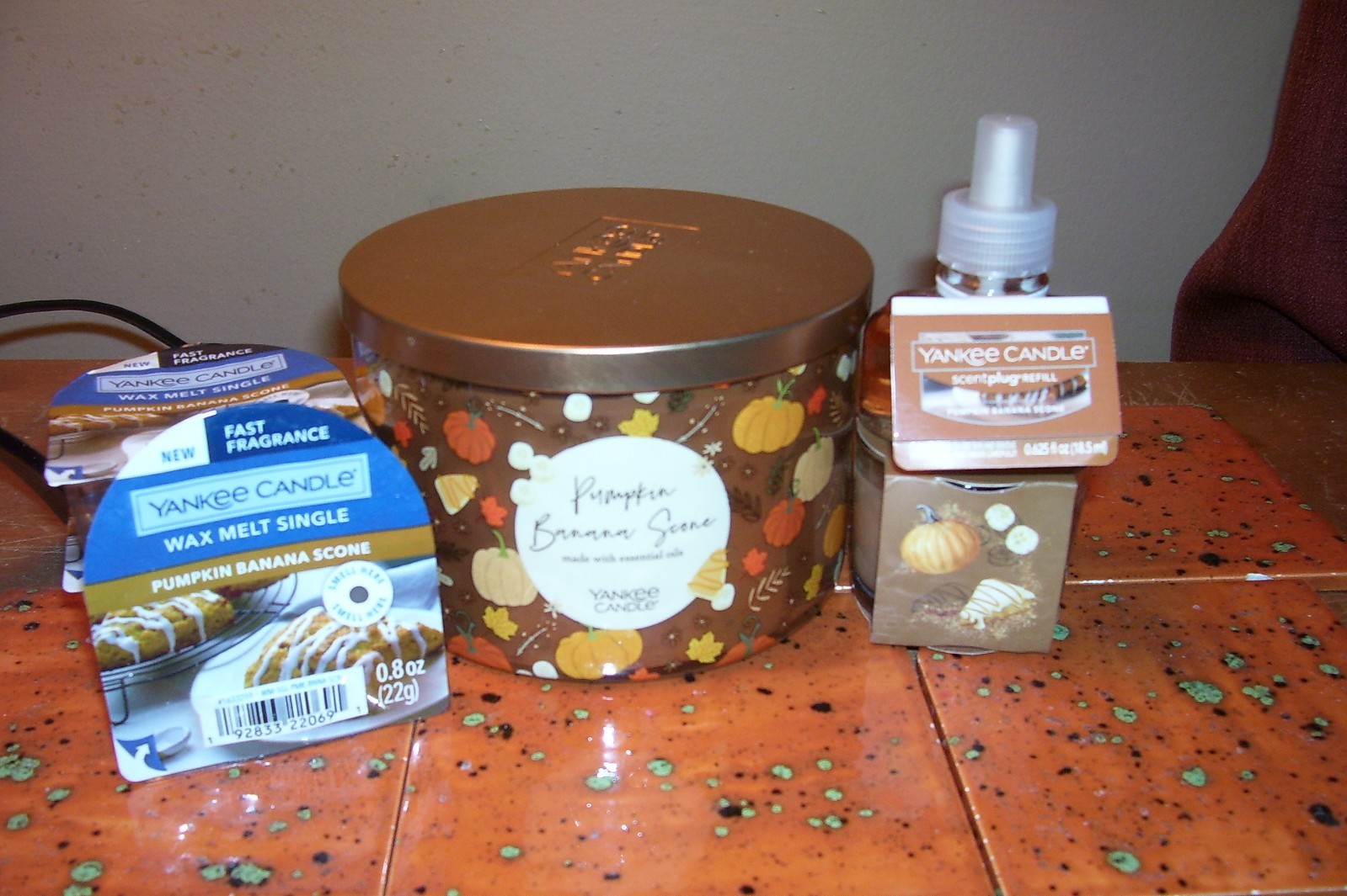 yankee candle 1-18oz 3 WICK JAR PUMPKIN BANANA SCONE+ REFILL + 3 WAX MELTS+MINI