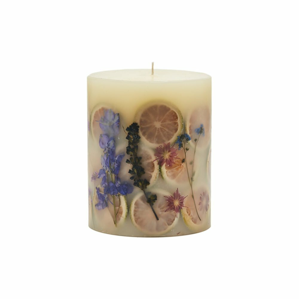 ROSY RINGS, ROMAN LAVENDER LUXURY BOTANICAL CANDLE, 5.5″ TALL, 120 HRS, NEW
