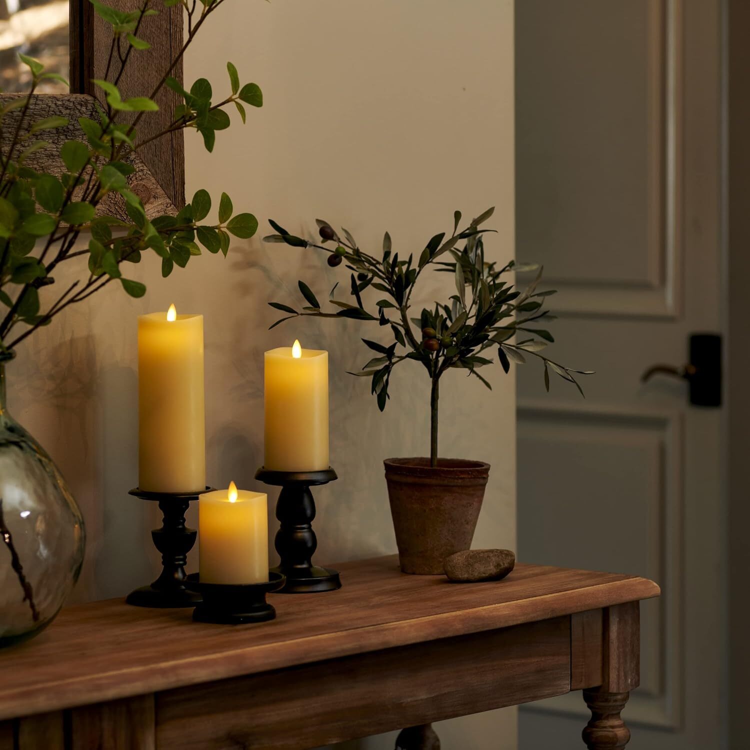 Luminara 5.5″ Flameless Pillar ivory Candles with Timer Flickering Flame Battery
