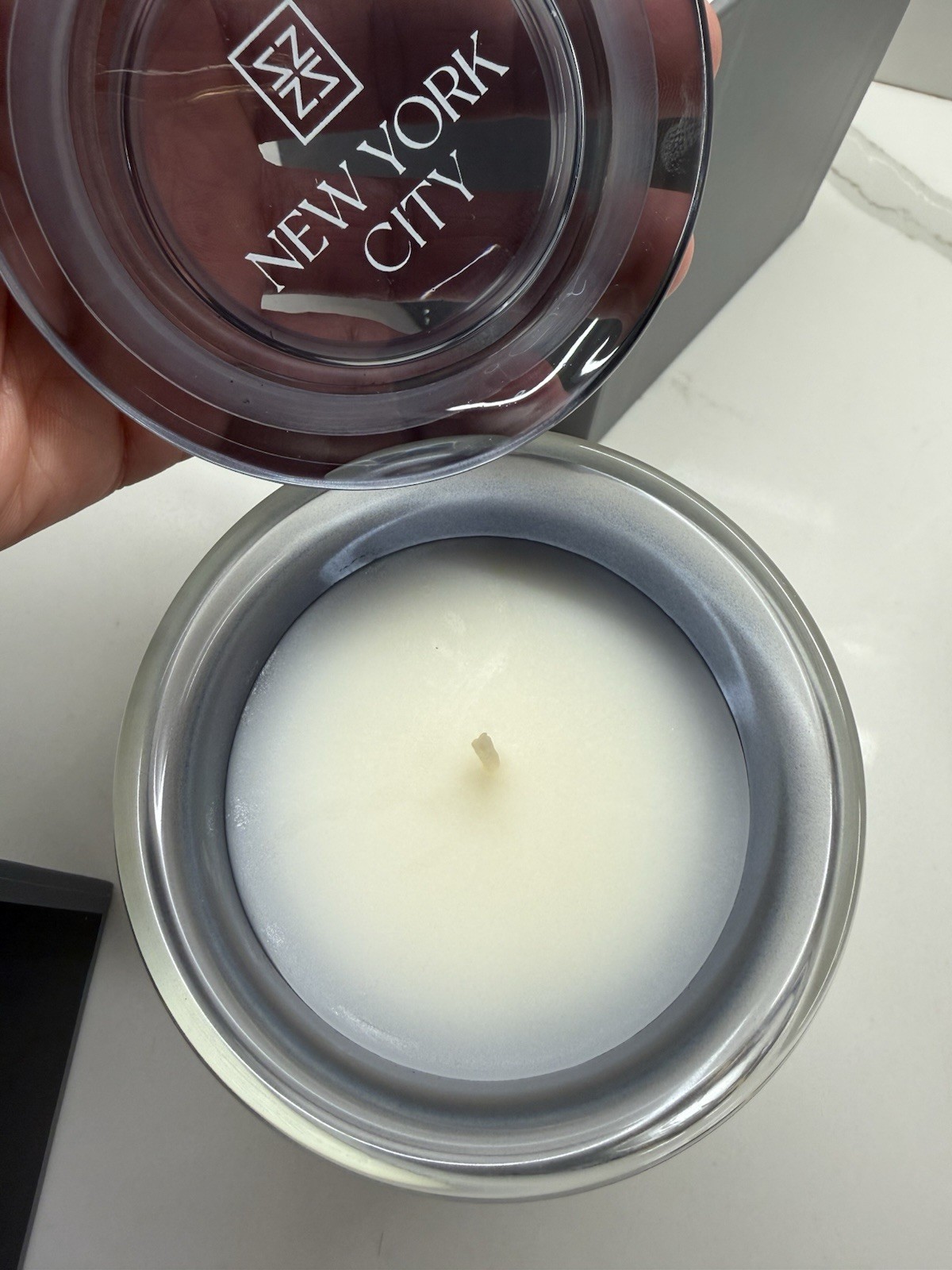 JILL ZARINHOME NEW YORK COTY SOY WAX BLEND CANDLE 10OZ/283G NEW IN BOX