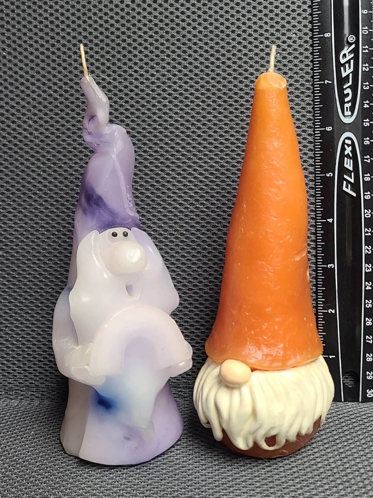 VINTAGE New UNLIT Pair of Candles CHRISTMAS ELF GNOME & WIZARD w/ RAINBOW 7.5″