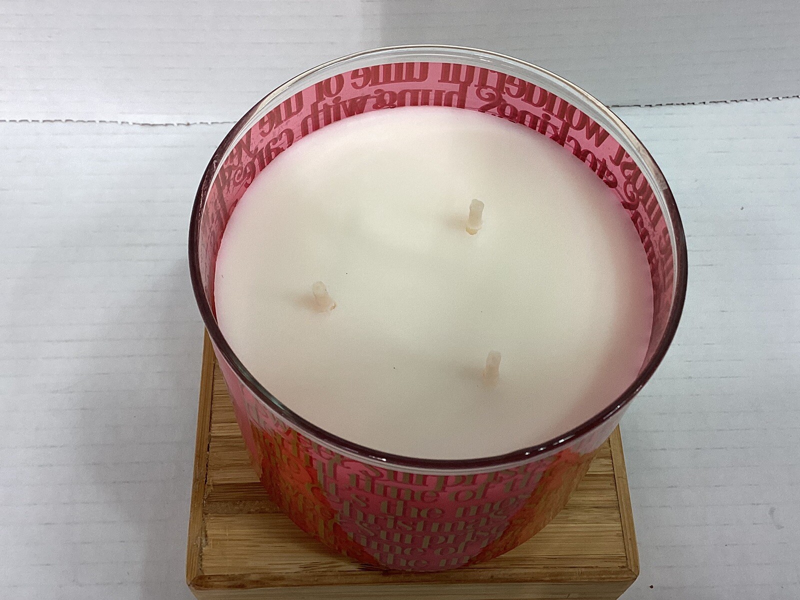 Bath & Body Works WINTER CANDY APPLE 🍎 3 Wick Candle BURNS 25-45 Hrs