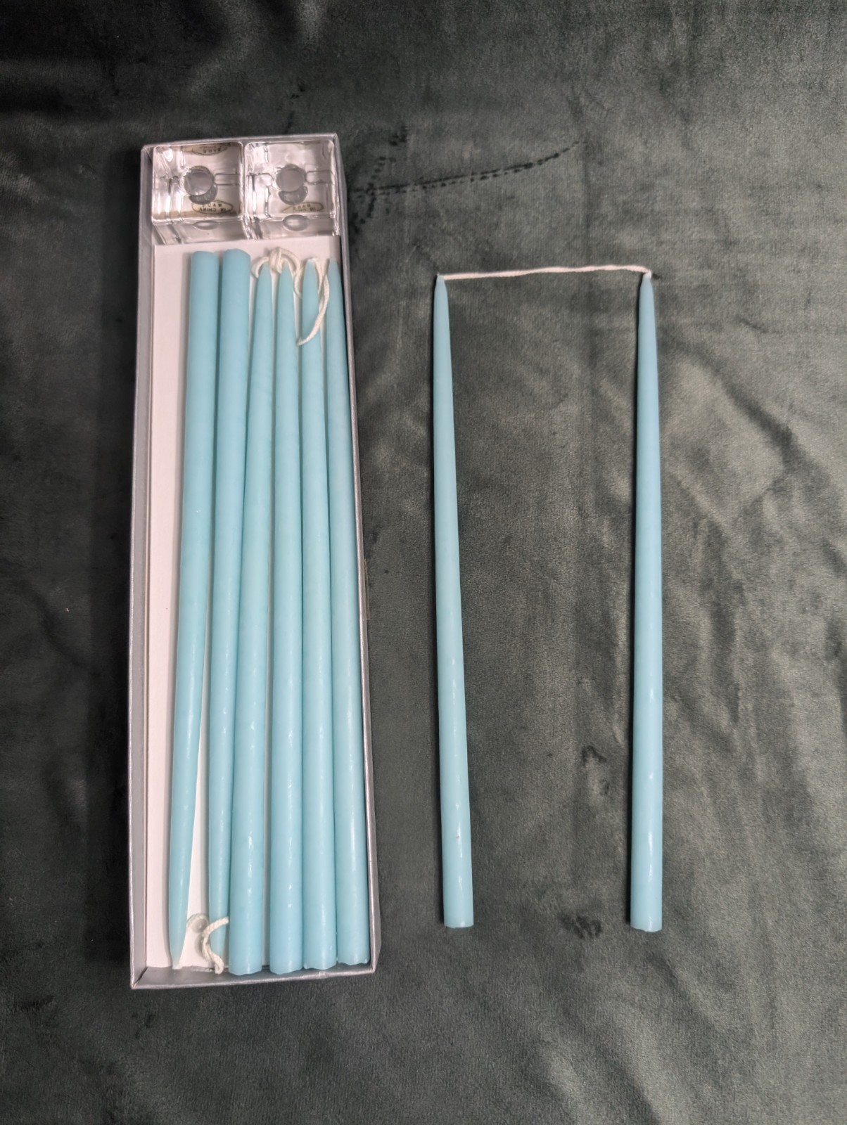 Creative Candles Vintage New in Box 8 Blue Tapers 12 x 1/2 + 2 Candle Holders