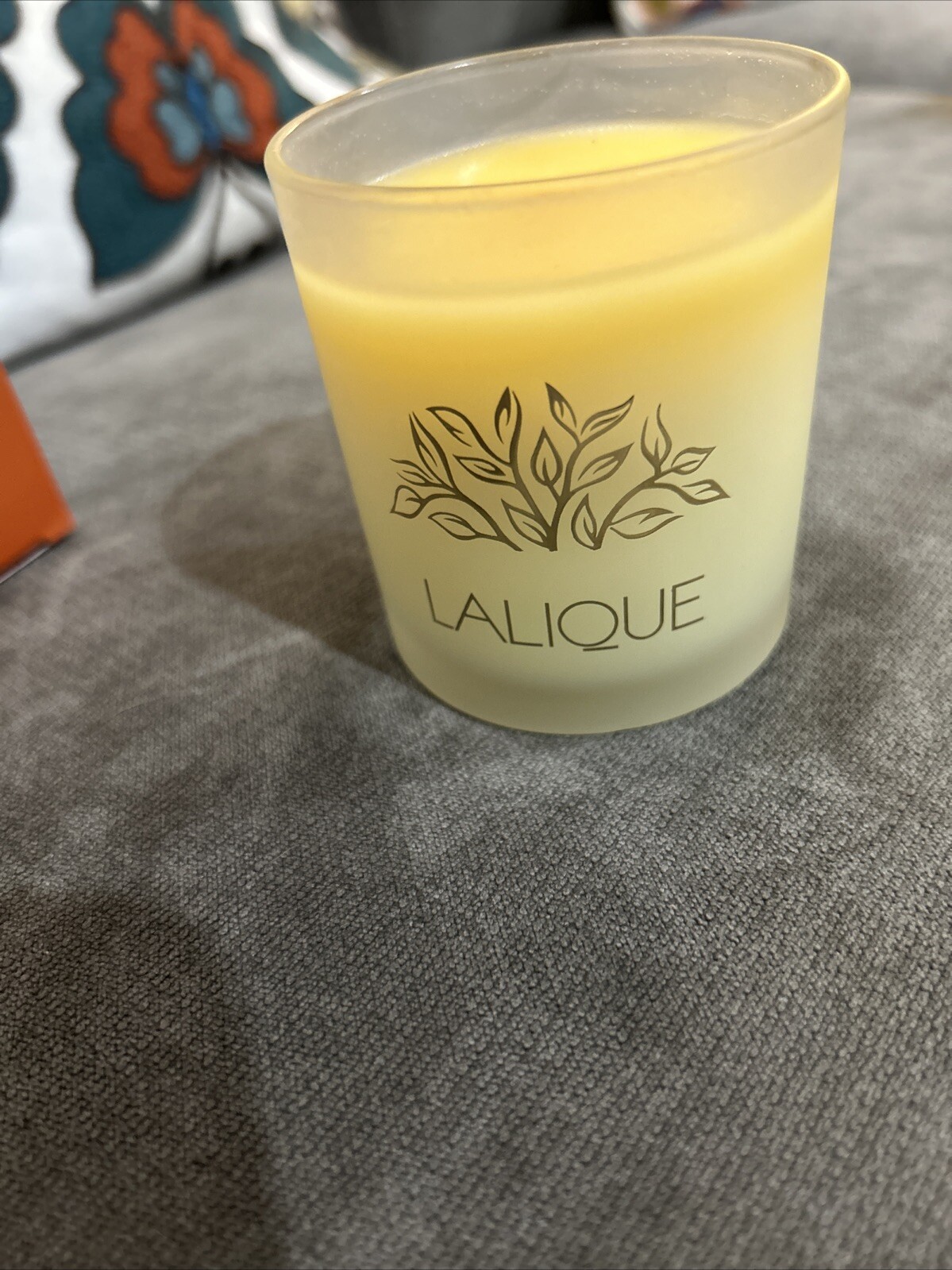 Lalique Bougie Parfumee Perfumed Candle – 5.0 oz. 150g Made In France