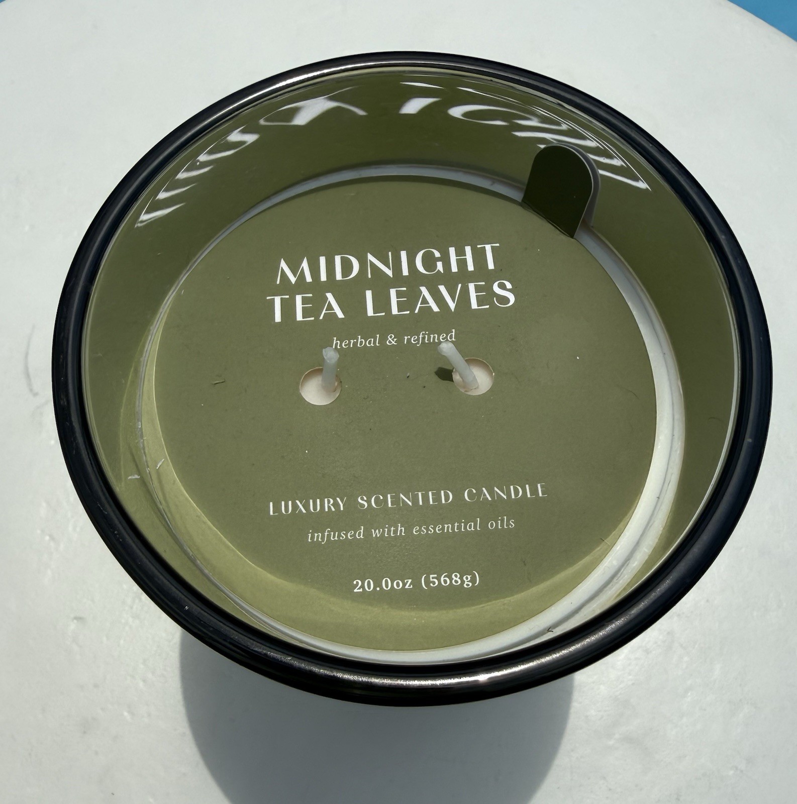 Threshold Midnight Tea Leaves 20 oz 2-Wick Luxury Scented Plant Wax Candle New