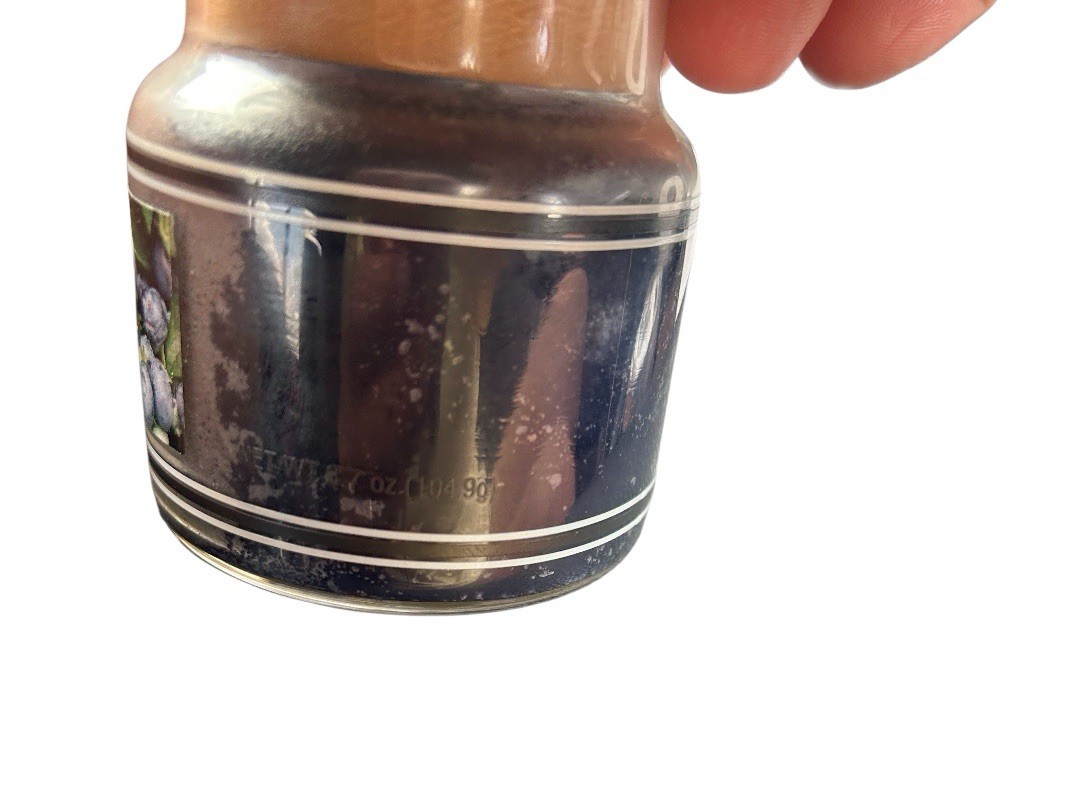 Yankee Candle Blueberry Muffin Small Candle And Blueberry Muffin Topper