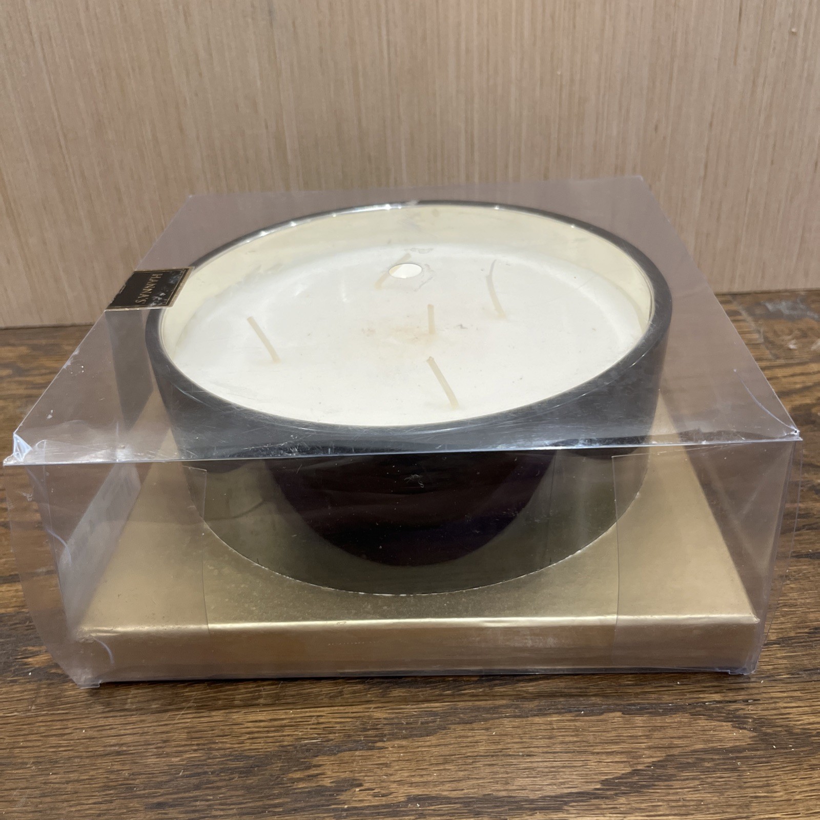 5 Wick Luxury Fragrance Candle By Hanna’s Hearthside Gathering 36 oz Gold Black