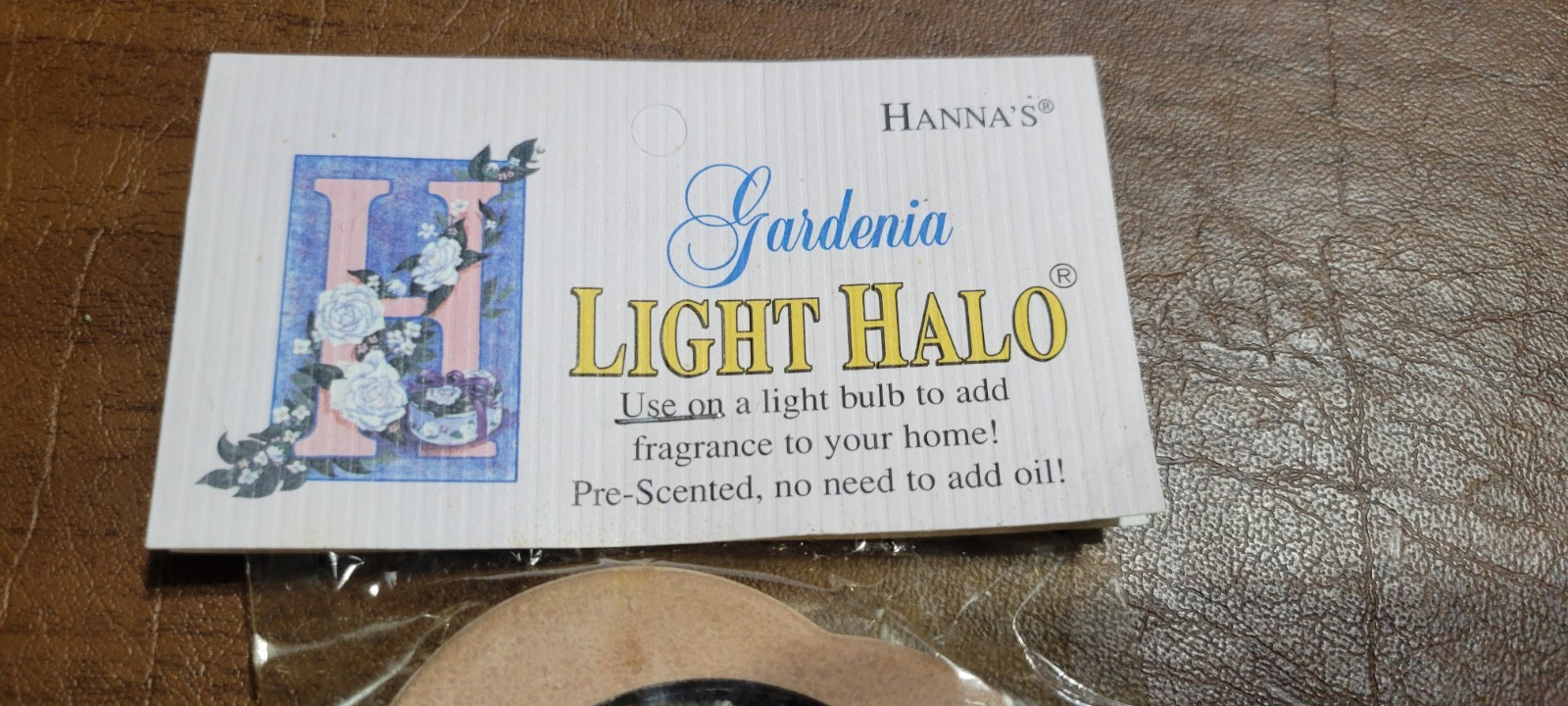 Vintage Hannas Candle Co Gardenia Light Bulb Light Halo New Old Stock Grannycore