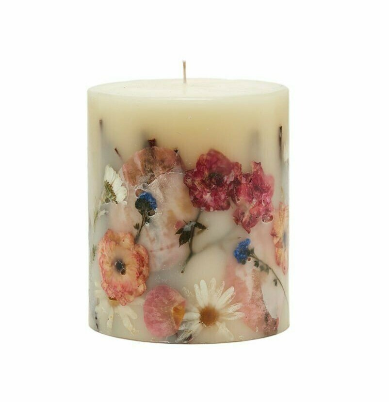 ROSY RINGS, APRICOT ROSE LUXURY BOTANICAL CANDLE, 5.5″ TALL, 120 HRS
