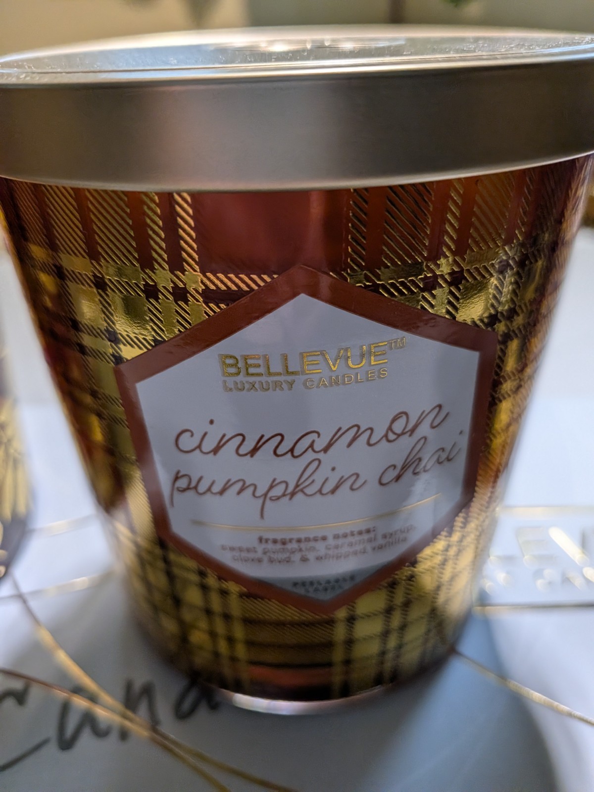 Set Of 4 Bellevue Luxury Soy Blend 12 Oz Candles, New In Box