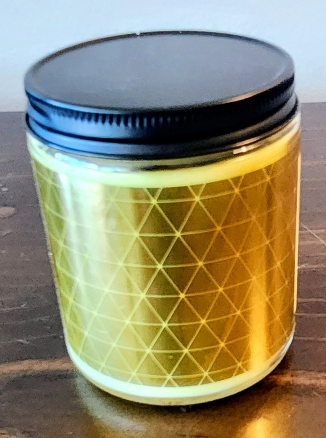 Brand New! Bath & Body Works Vanilla Snowflake Scented Essential Oils Candle 7oz