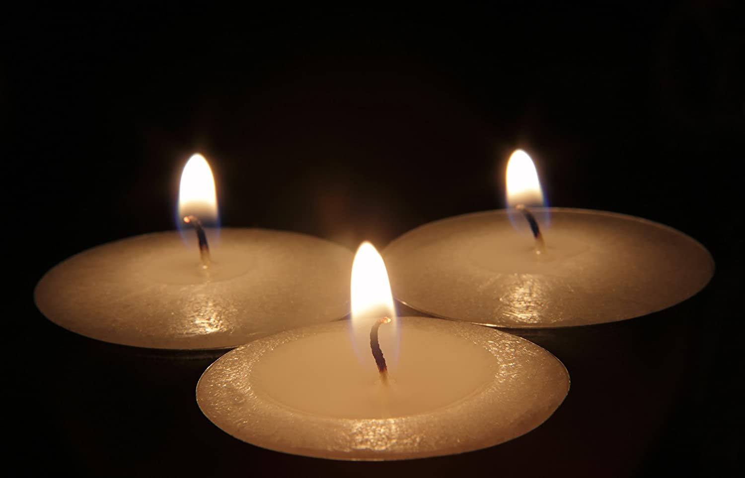 Ohr Tea Light Candles – 100 Bulk Pack – White Unscented Travel, Centerpiece, Dec