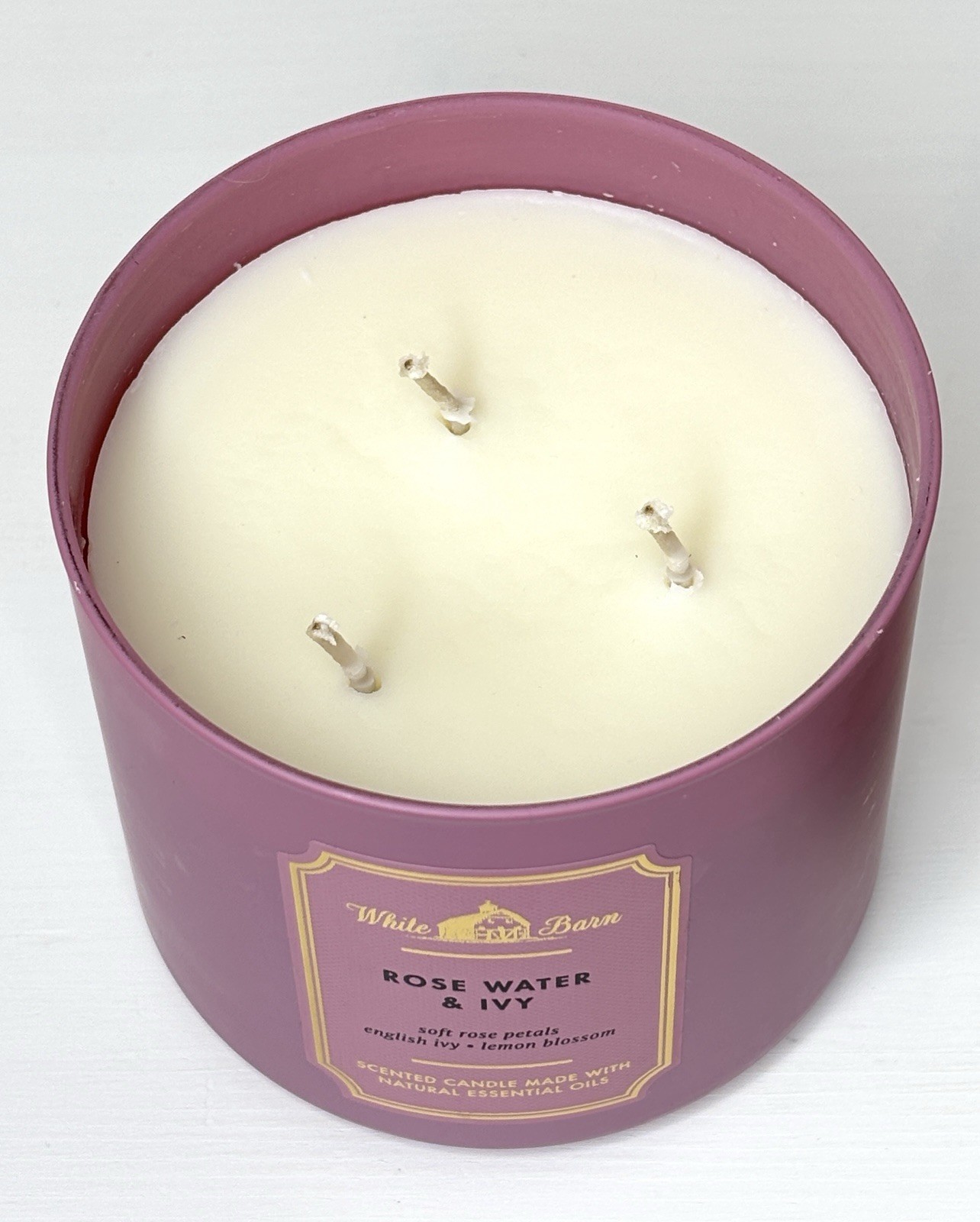 White Barn Rose Water & Ivy Spring Floral Natural Essential Oils 3-Wick Candle