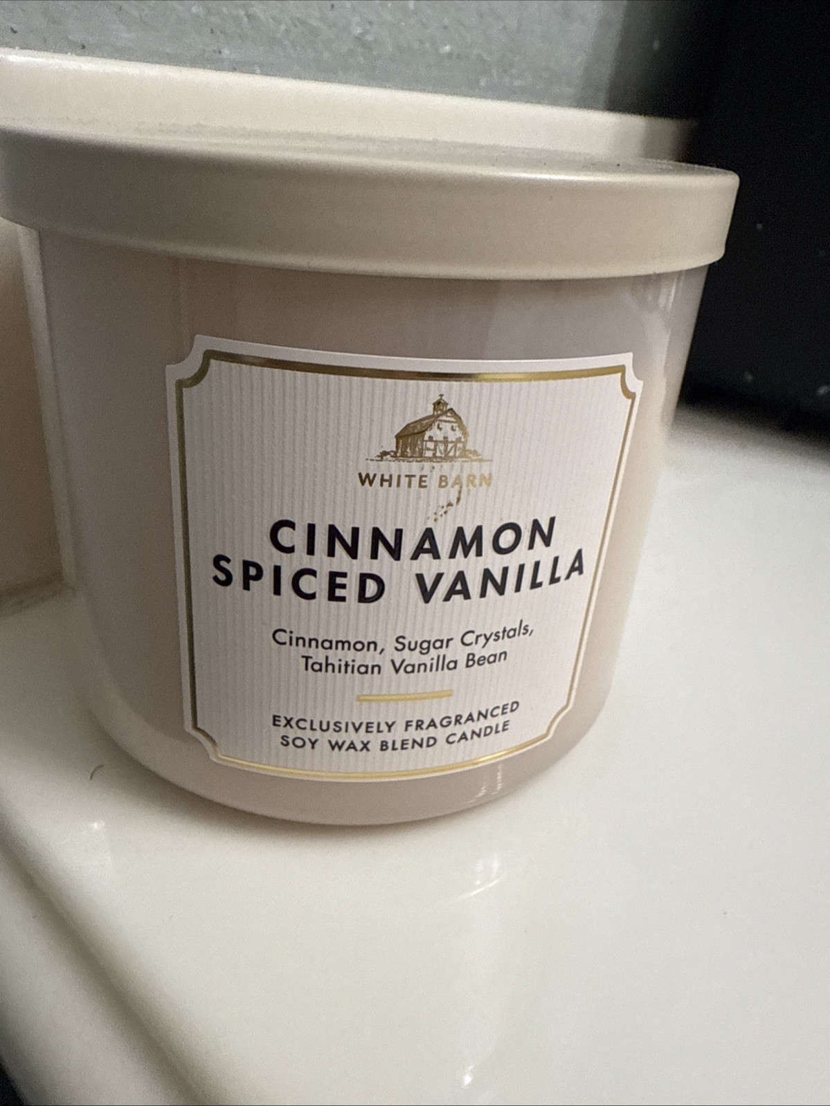 Bath & Body Works Cinnamon Spiced Vanilla Candle