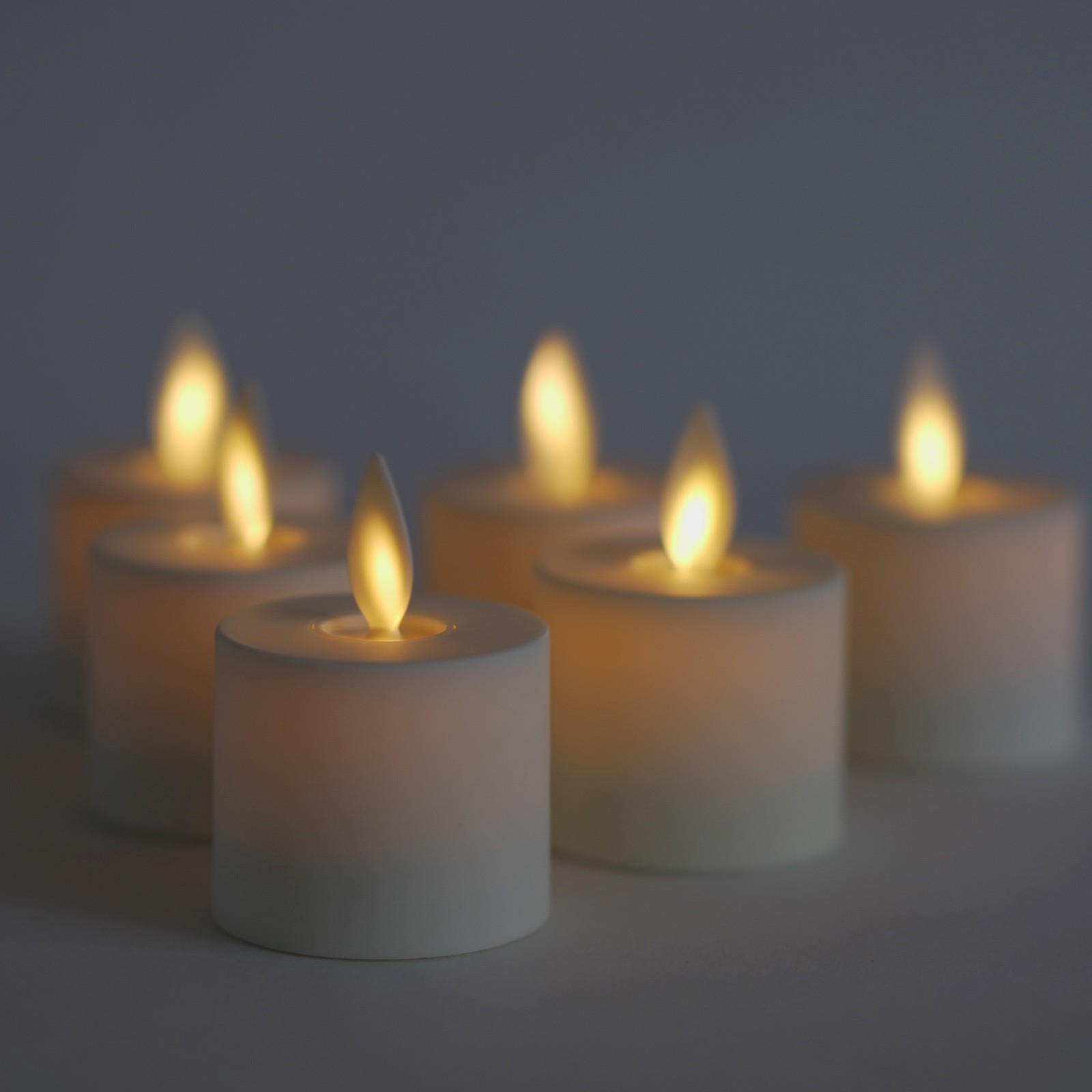 Set of 6 Luminara Flameless Tea Lights w/Remote & Timer Moving Flame 1.4″ X 2″