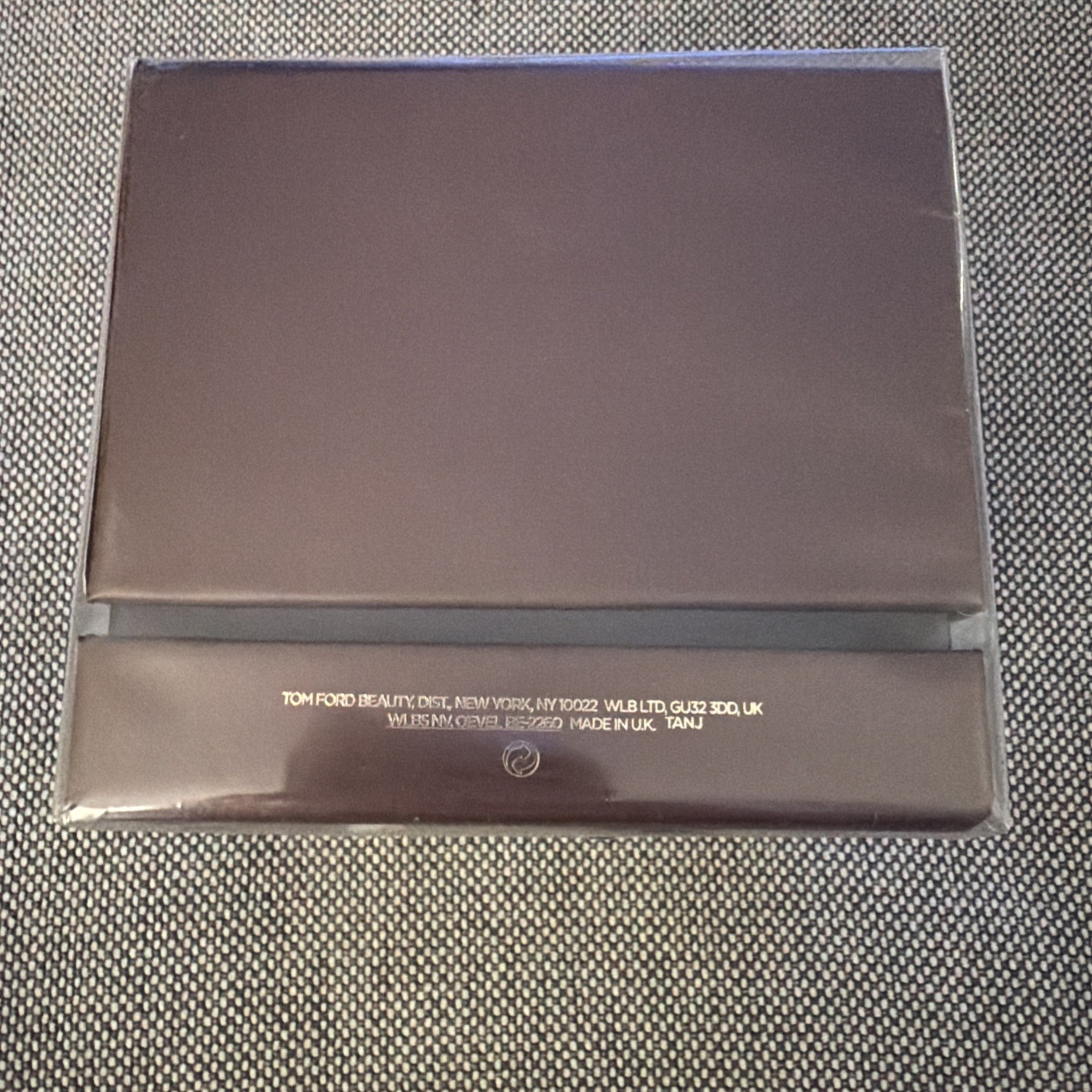 NEW & SEALED Tom Ford Ebene Fume Candle Bougie Height 2.25 In / 5.7 cm In BOX
