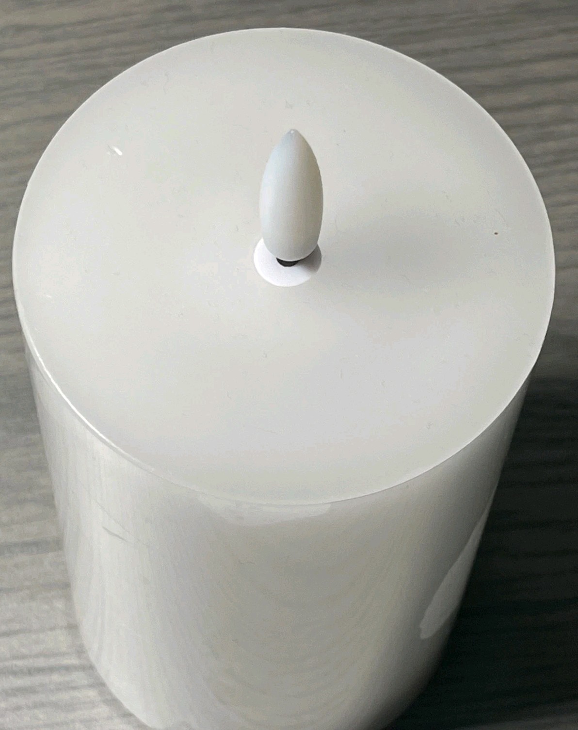 Flameless Battery-Operated Manual On/Off LED Candle – No Timer ~ Used Once