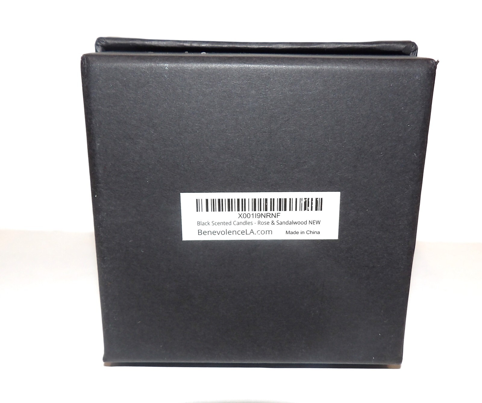 WONDERFUL NEW BENEVOLENCE ROSE & SANDALWOOD 220 G BLACK SOY CANDLE IN BOX