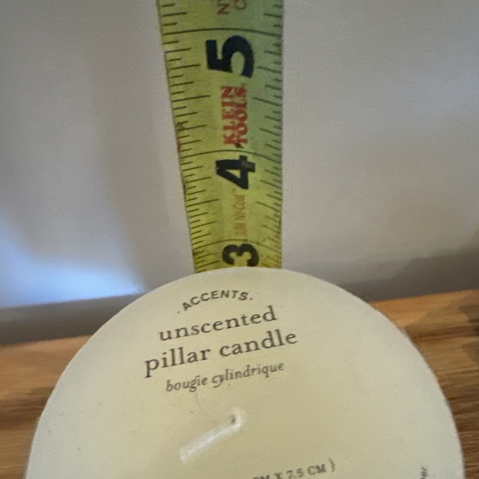 Pottery Barn Unscented Pillar Candle 3” X 3” 25 hours Accents Bougie Cylindrique